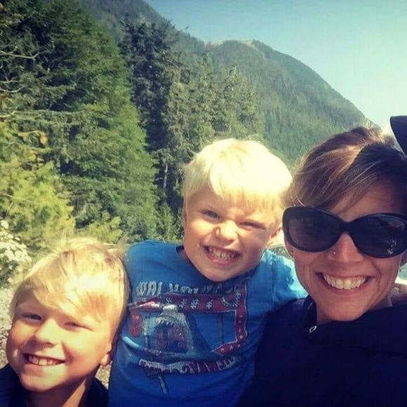 Meet your Posher, Robyn - Picture 1 of 1